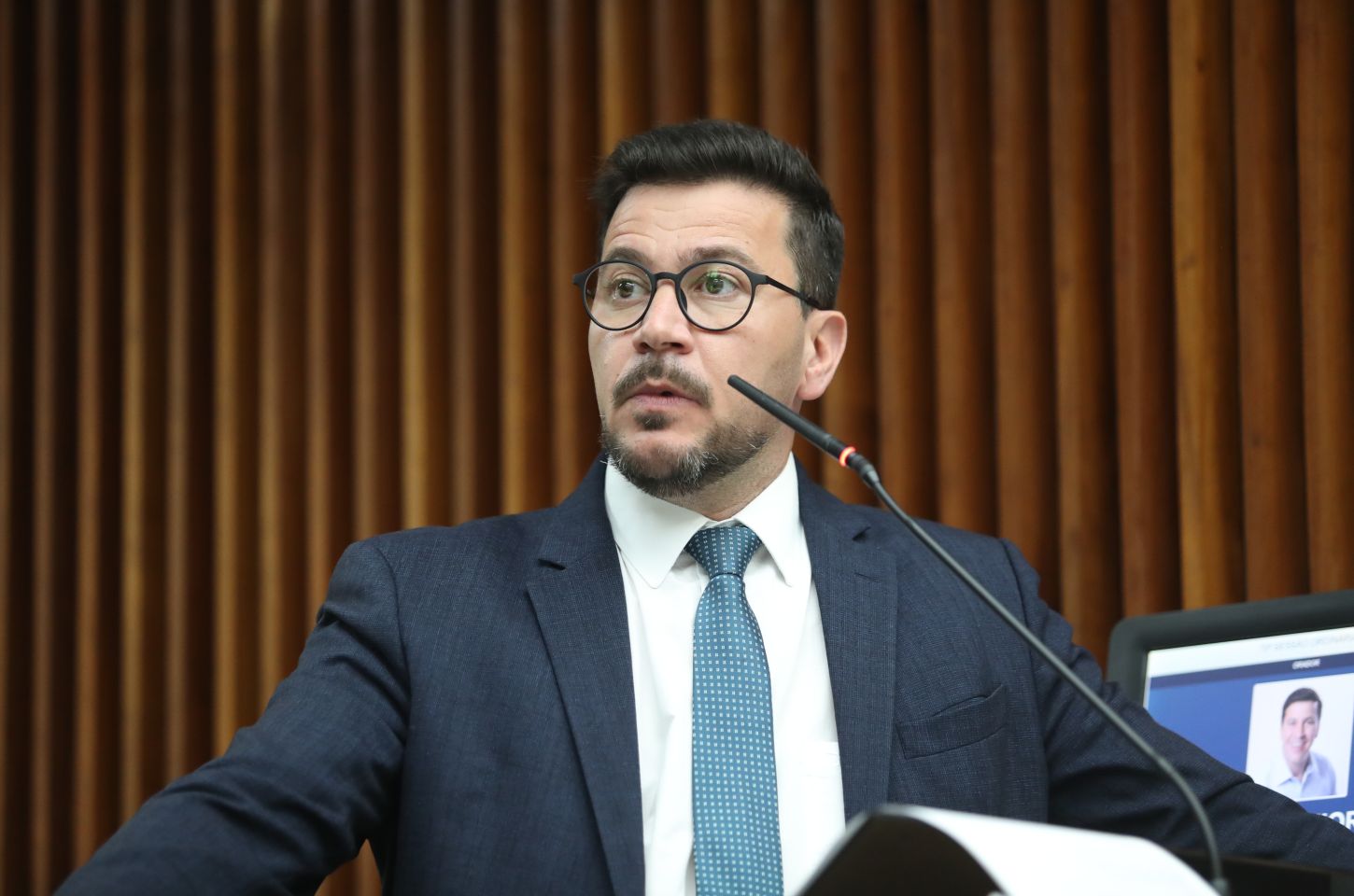 Venda da Celepar vai expor dados de saúde, educação e segurança dos paranaenses, diz deputado Arilson
