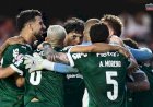 Palmeiras assume liderança do Brasileirão após vitória épica e tropeço do Flamengo