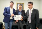 Deputado Arilson homenageia fundadora da ECO BIO Angra Doce, de Jacarezinho, pela promoção de práticas sustentáveis