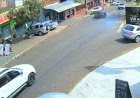 Pedestre escapa por segundos de ser atingido por carro desgovernado em Apucarana