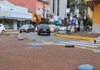 Temporal arranca bandeiras e windbanners de candidatos espalhados por Apucarana