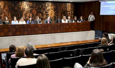 Paraná discute empregabilidade de cuidadores