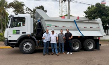 Califórnia recebe caminhão moderno para meio ambiente e agricultura