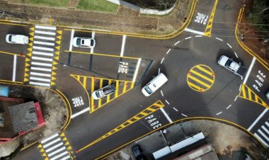 Prefeitura implanta rotatória para aumentar a segurança no trânsito no entroncamento da antiga TV Tibagi