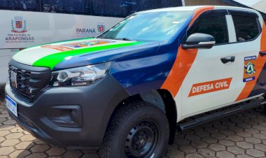 Arapongas recebe novo micro-ônibus da Saúde e picape para a Defesa Civil