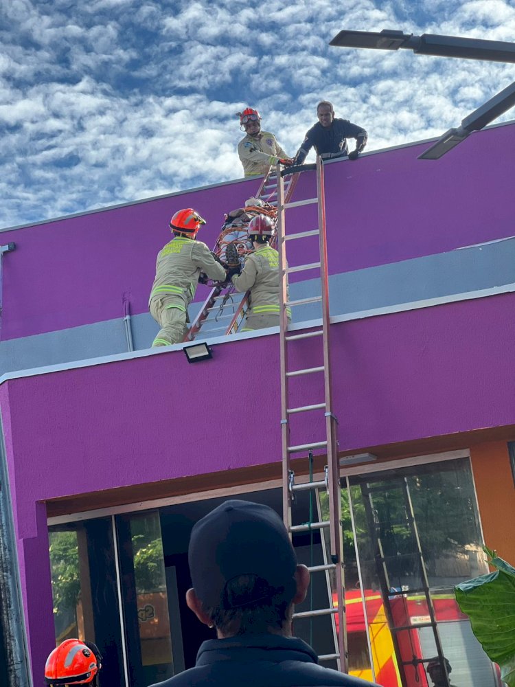 Trabalhador sofre descarga elétrica durante pintura em comércio de Apucarana
