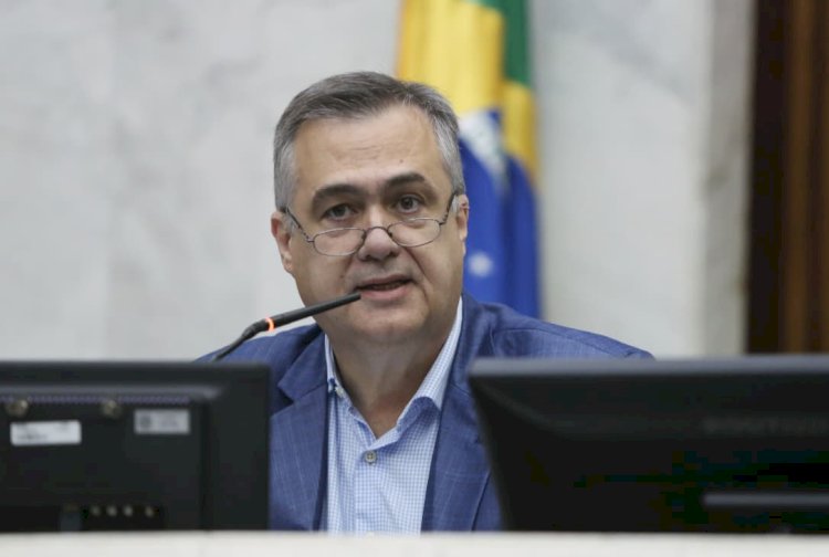 Beto Preto participa de audiência pública na Assembleia do Paraná para debater formação de condutores no Brasil