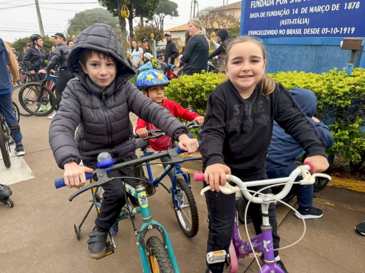 Pedal Solidário une atividade física, ação social e conscientização sobre segurança no trânsito em Apucarana