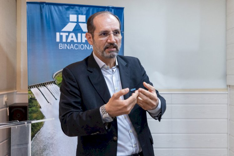 Professor Rubens Maribondo, da UFRN, garantiu a qualidade do ensino que será fornecido por uma das melhores instituições do Brasil. Foto: Kiko Sierich/Itaipu Parquetec