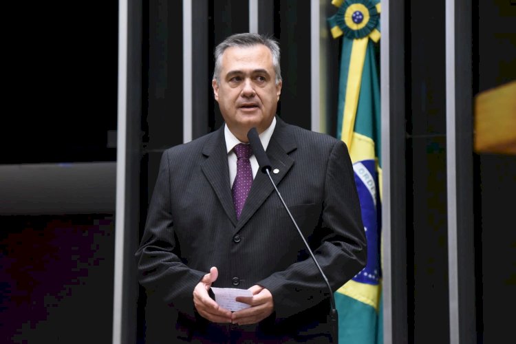 Beto Preto celebra autorização de nova clínica de fisioterapia para Arapongas