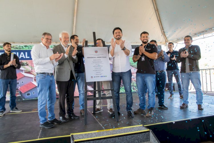 Vice governador e prefeito de Apucarana entregam 77 casas no Residencial Jardim Texas