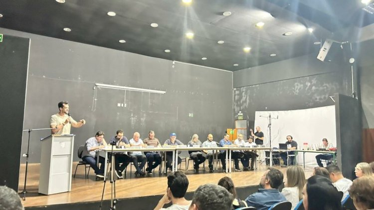 Câmara de Apucarana retoma sessões itinerantes no Colégio Três Reis