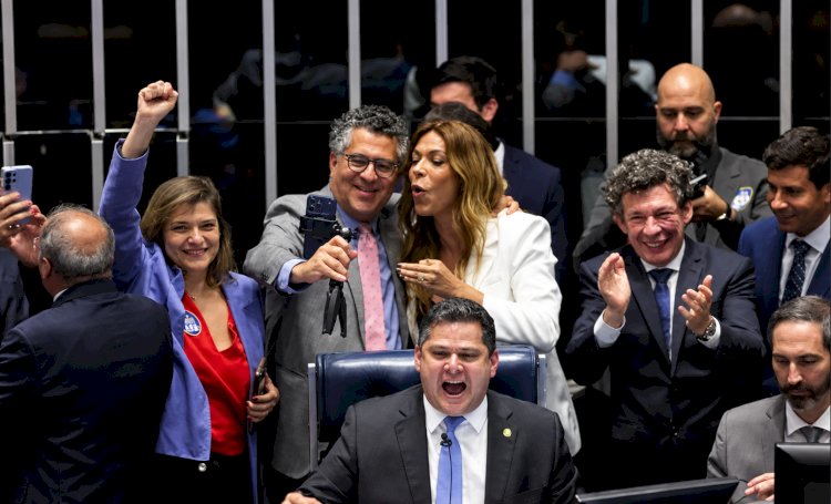Senado aprova fim da escala 6x1 e jornada de 40 horas semanais sem redução salarial